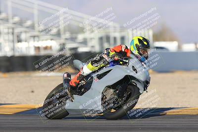 media/Dec-05-2024-Racers Edge (Thu) [[e102e0690b]]/3-B Group/Session 5 (Turn 16)/